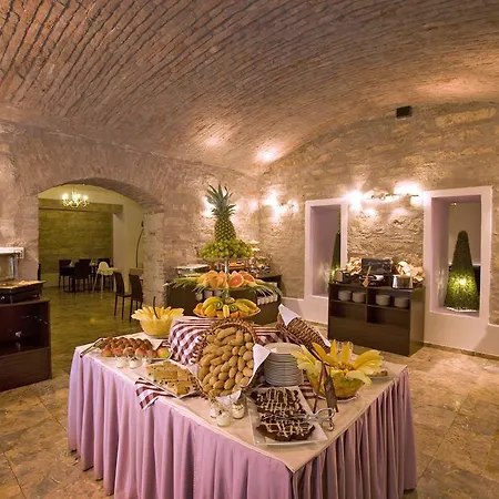 Otel Grandior