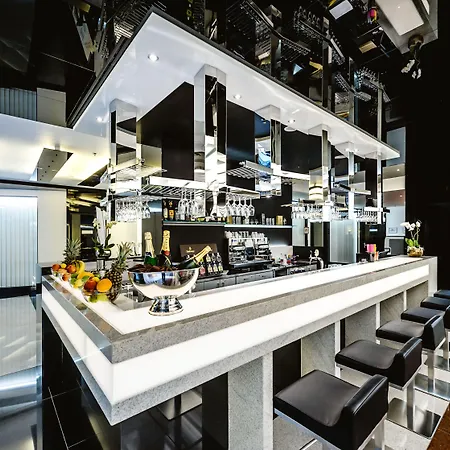 Grandior